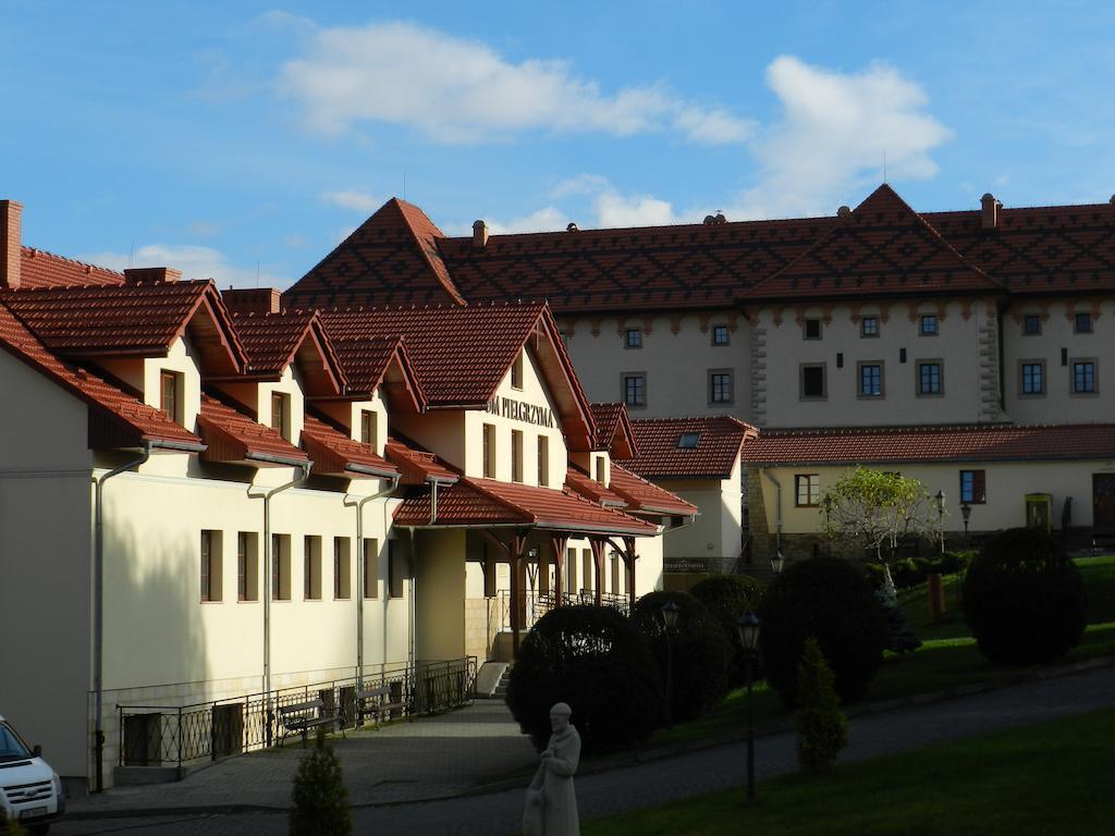 Dom Pielgrzyma Hotel Kalwaria Zebrzydowska Exterior photo